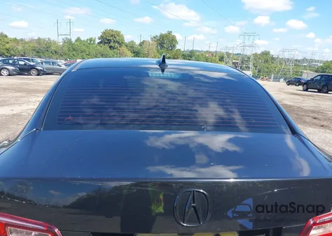 2016 Acura Ilx Premium Package/Technology Plus Package from USA, damaged, VIN 19UDE2F71GA012280